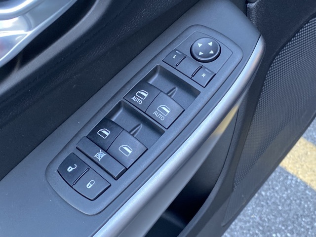 used 2022 Jeep Cherokee car, priced at $24,607