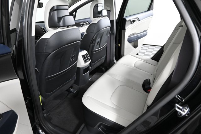 new 2025 Kia Sportage Hybrid car, priced at $35,481