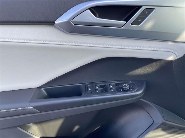 new 2025 Volkswagen Taos car, priced at $32,421