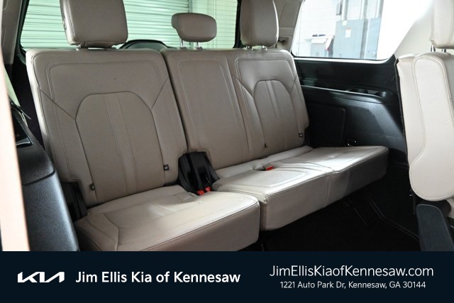 used 2023 Ford Expedition car, priced at $39,823