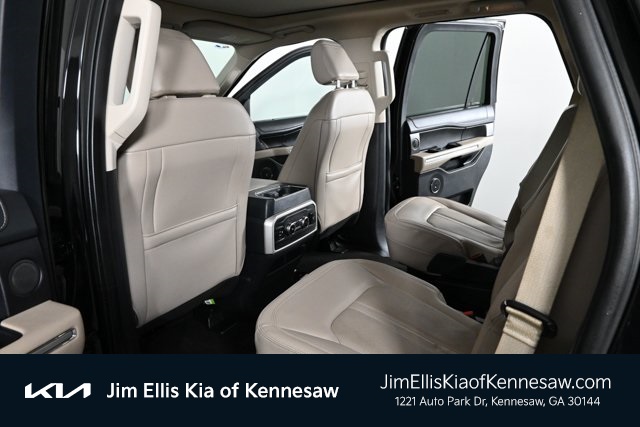used 2023 Ford Expedition car, priced at $39,823