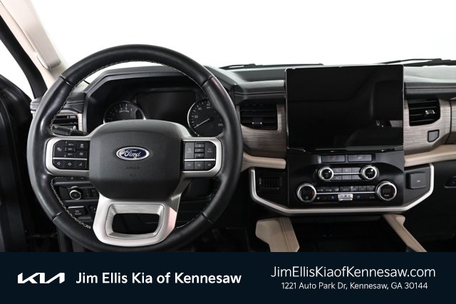 used 2023 Ford Expedition car, priced at $39,823