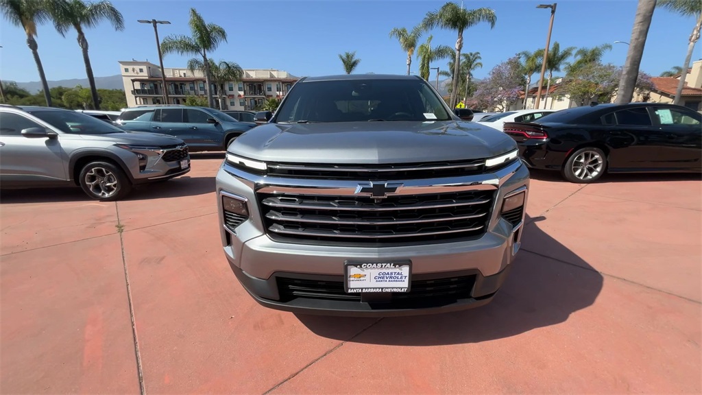 new 2025 Chevrolet Traverse car, priced at $44,310