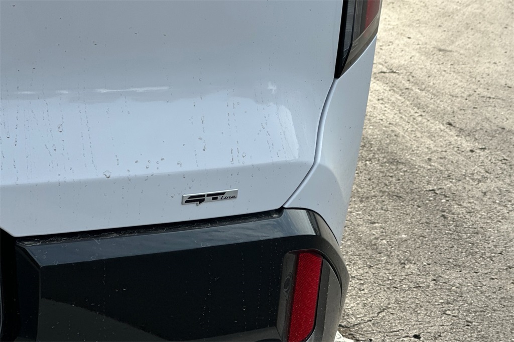 new 2026 Kia EV9 car, priced at $70,610