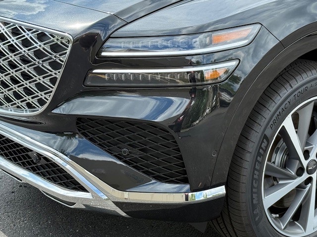 new 2025 Genesis GV80 car, priced at $68,460