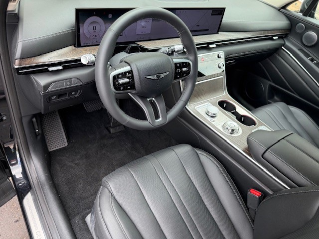 new 2025 Genesis GV80 car, priced at $68,460