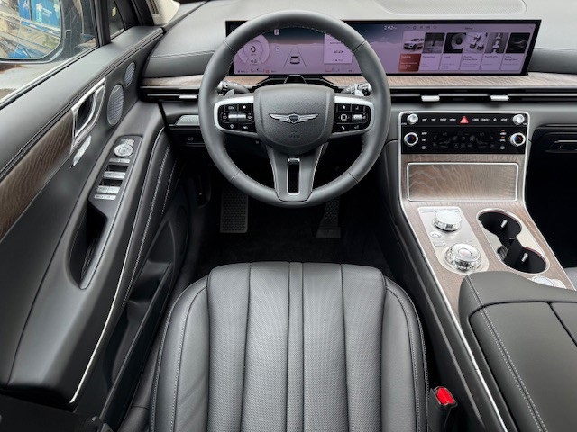 new 2025 Genesis GV80 car, priced at $68,460