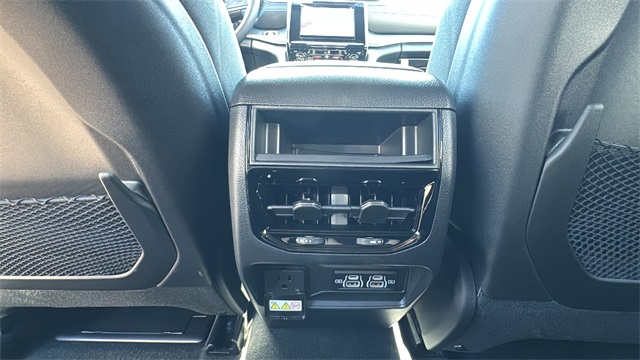 new 2025 Jeep Grand Cherokee car, priced at $41,648