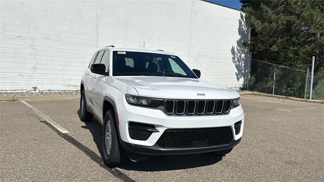 new 2025 Jeep Grand Cherokee car, priced at $41,648