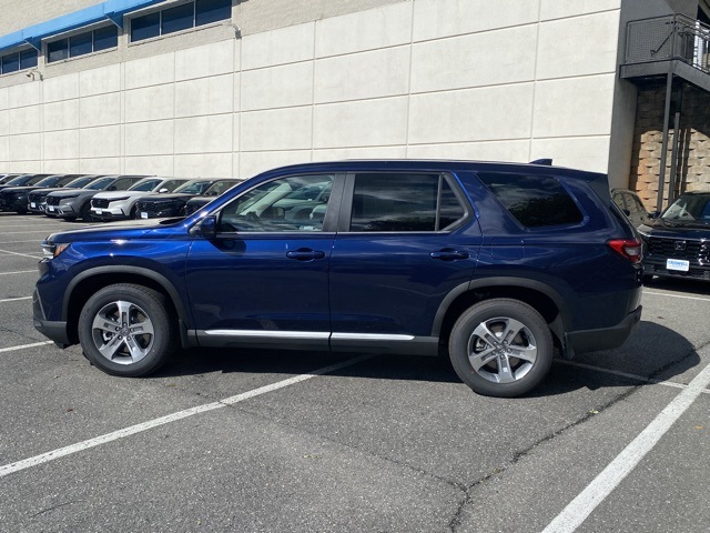 new 2025 Honda Pilot car, priced at $43,807