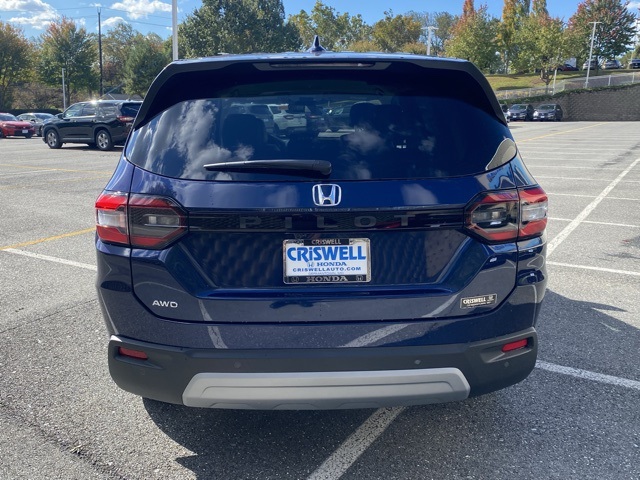 new 2025 Honda Pilot car, priced at $43,807