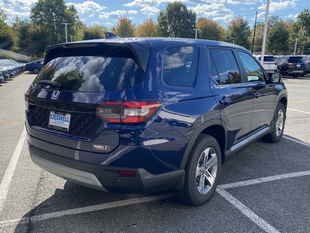 new 2025 Honda Pilot car, priced at $43,807