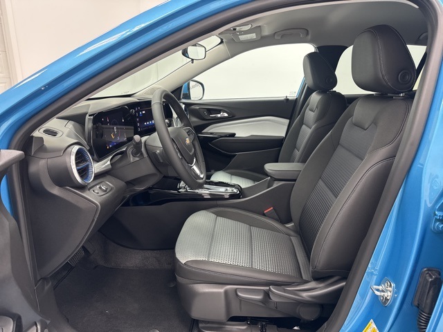 new 2025 Chevrolet Trax car, priced at $25,280