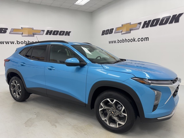 new 2025 Chevrolet Trax car, priced at $25,280