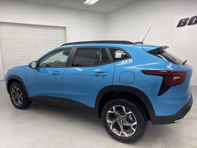 new 2025 Chevrolet Trax car, priced at $25,280