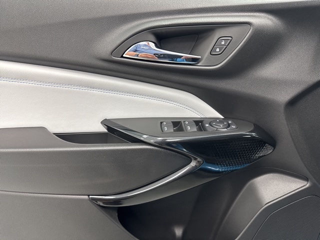 new 2025 Chevrolet Trax car, priced at $25,280