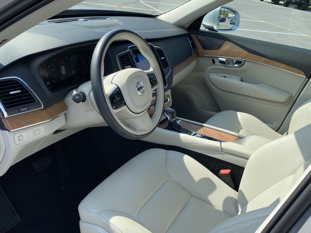 used 2022 Volvo XC90 car, priced at $37,317