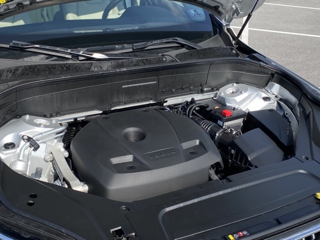 used 2022 Volvo XC90 car, priced at $37,317