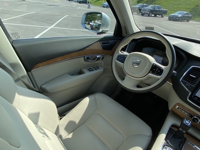used 2022 Volvo XC90 car, priced at $37,317