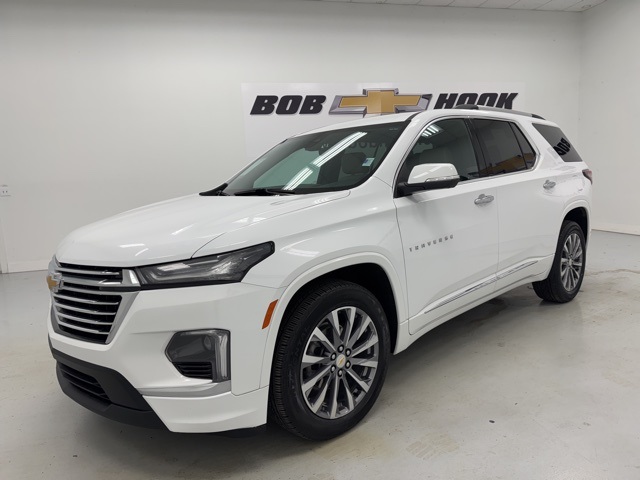 used 2022 Chevrolet Traverse car, priced at $35,987