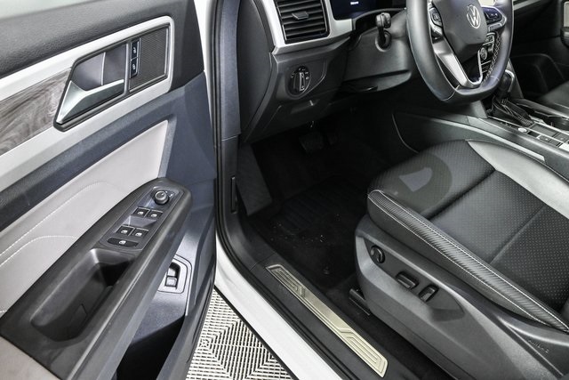 used 2022 Volkswagen Atlas Cross Sport car, priced at $24,900