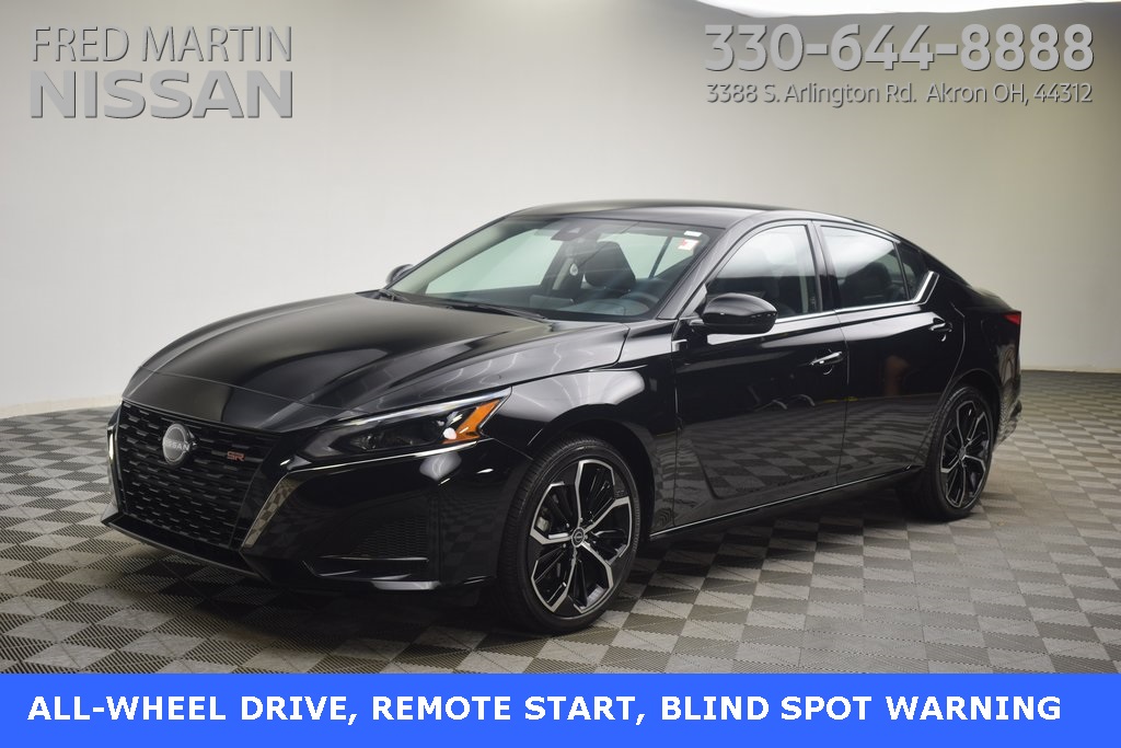 used 2025 Nissan Altima car, priced at $30,989