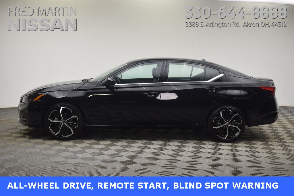 used 2025 Nissan Altima car, priced at $30,989
