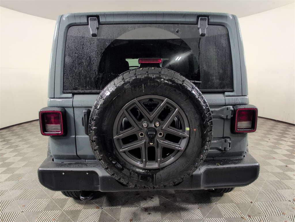 new 2025 Jeep Wrangler car, priced at $44,070