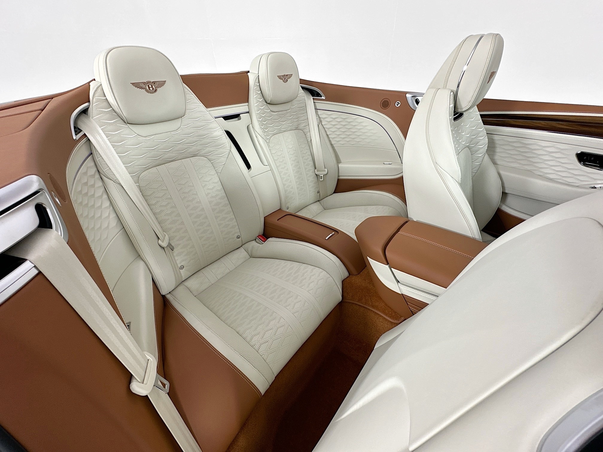 new 2025 Bentley Continental GT car