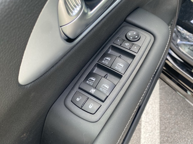 new 2026 Chrysler Pacifica car, priced at $46,536