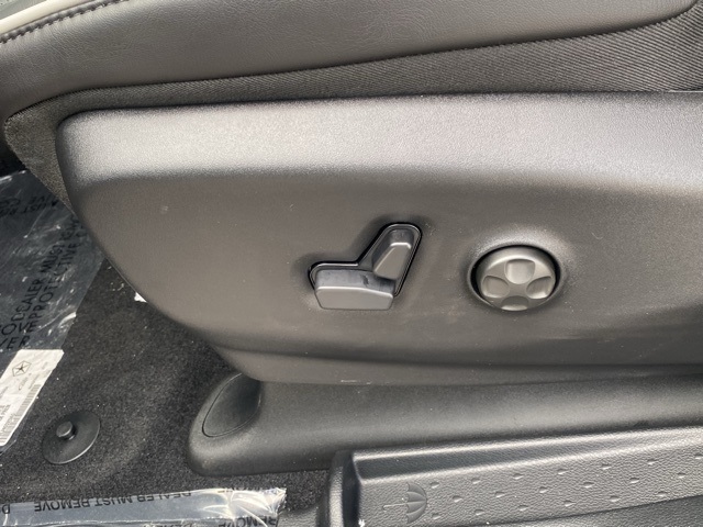 new 2026 Chrysler Pacifica car, priced at $46,536