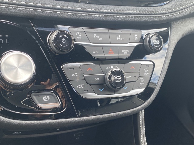 new 2026 Chrysler Pacifica car, priced at $46,536