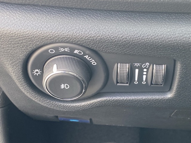 new 2026 Chrysler Pacifica car, priced at $46,536