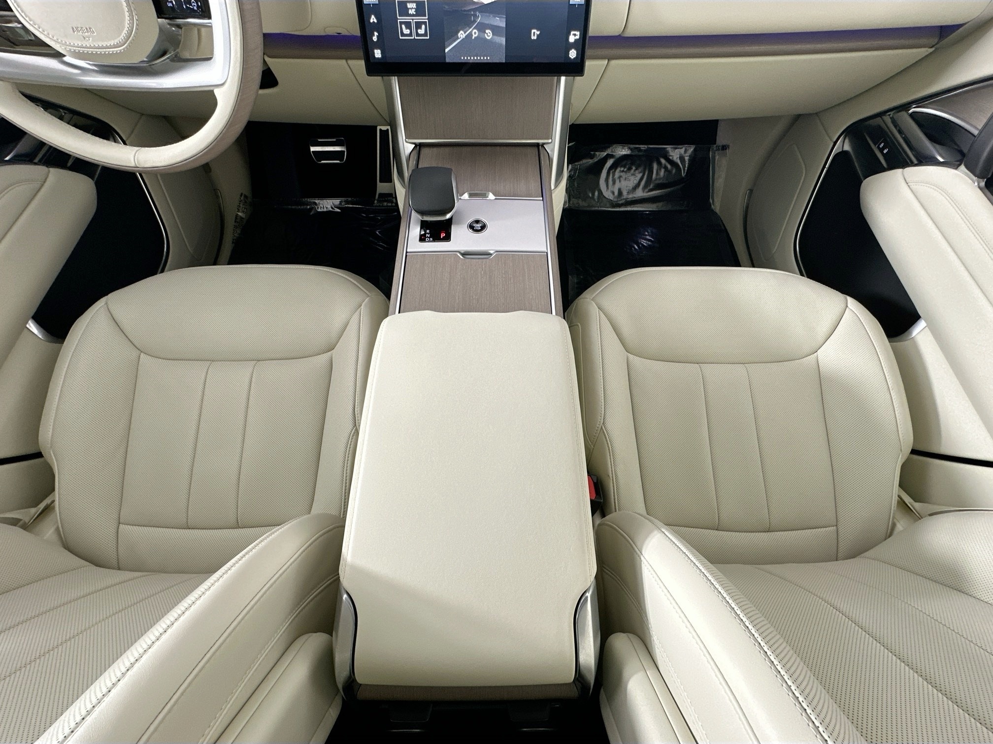 used 2025 Land Rover Range Rover car, priced at $125,999