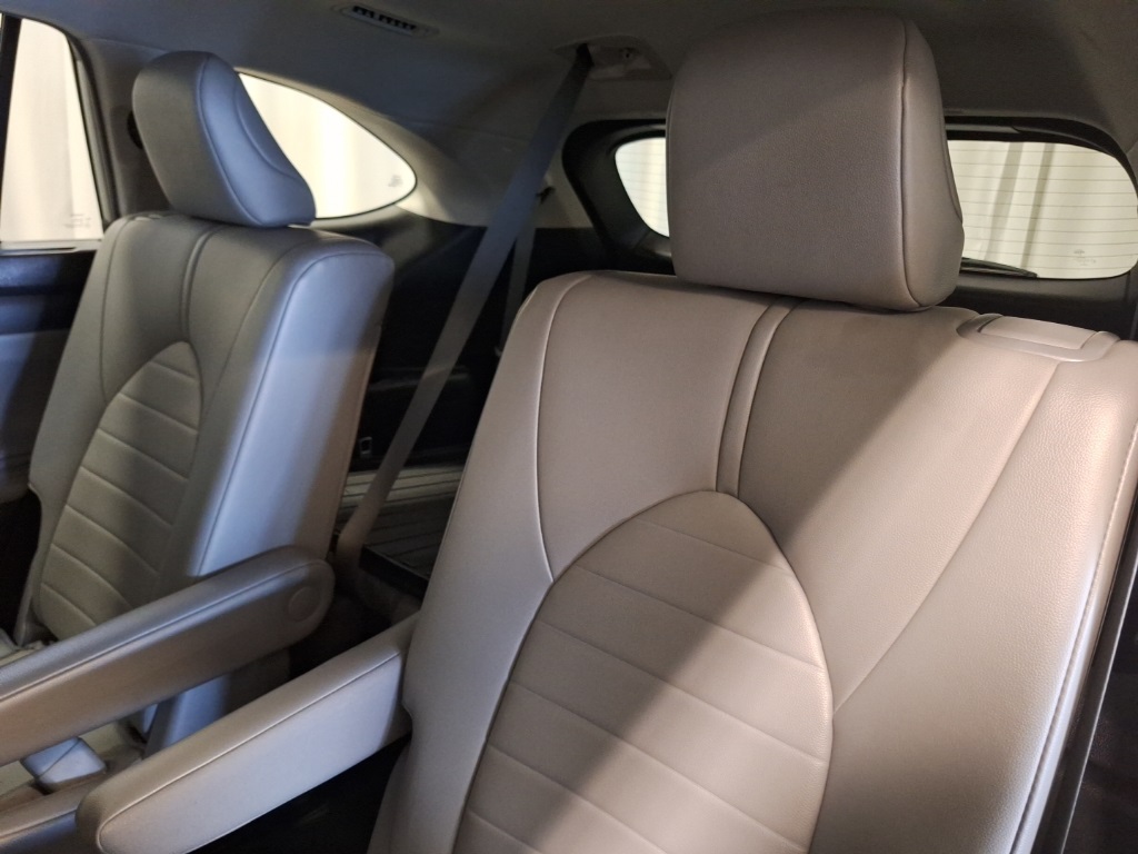 used 2021 Toyota Highlander car, priced at $28,292