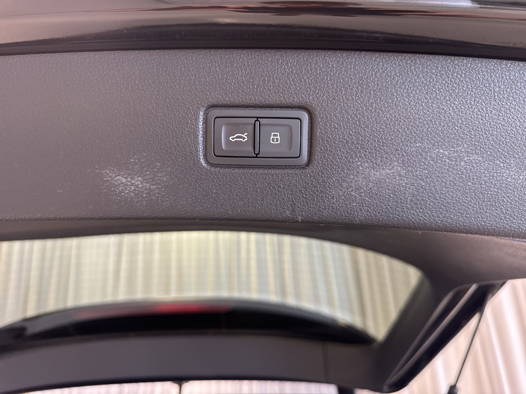 used 2021 Audi Q7 car, priced at $26,986