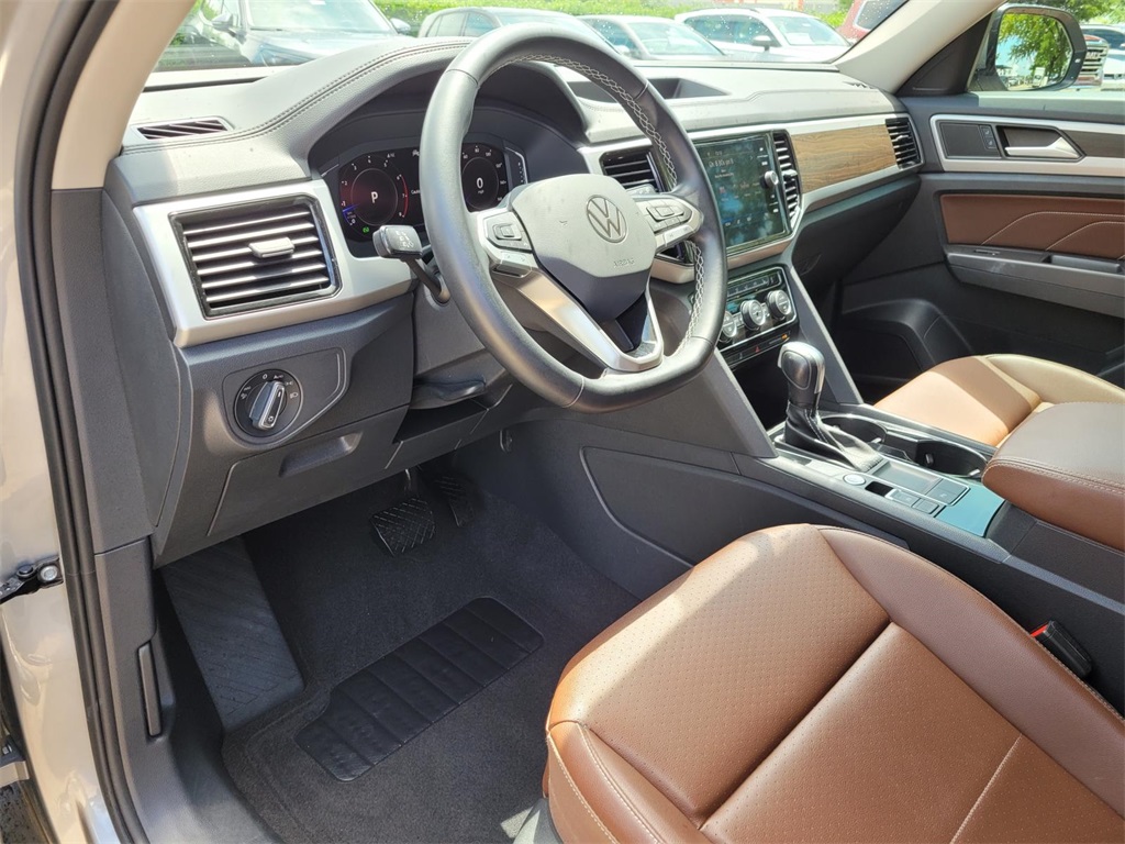 used 2023 Volkswagen Atlas car, priced at $30,075