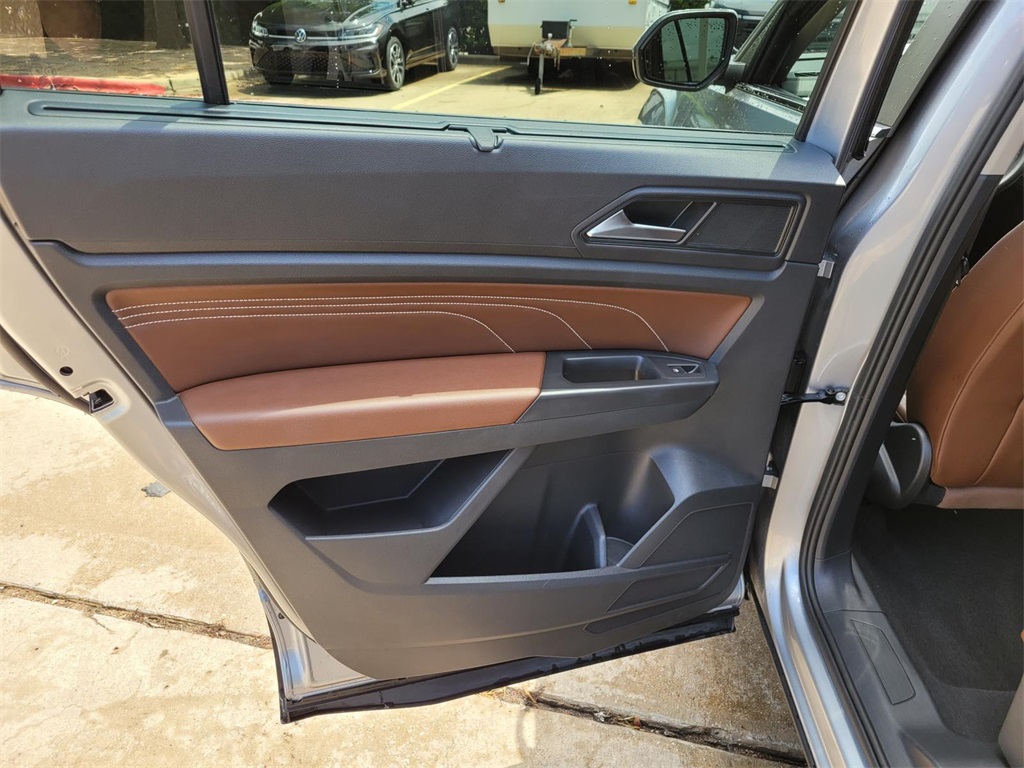 used 2023 Volkswagen Atlas car, priced at $30,075
