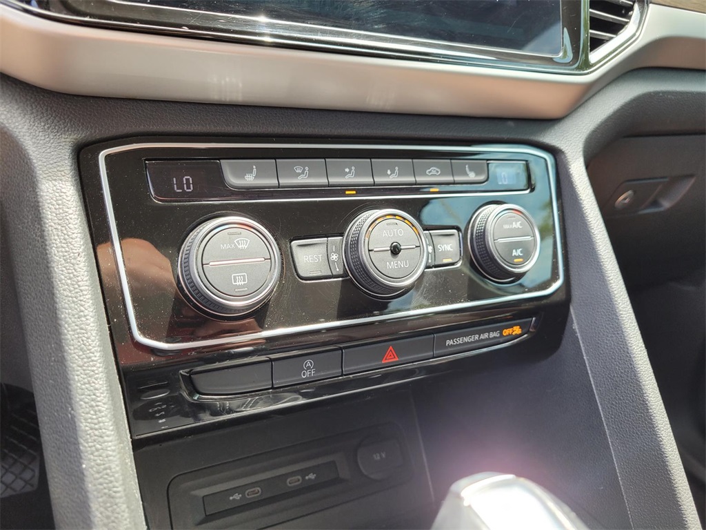 used 2023 Volkswagen Atlas car, priced at $30,075