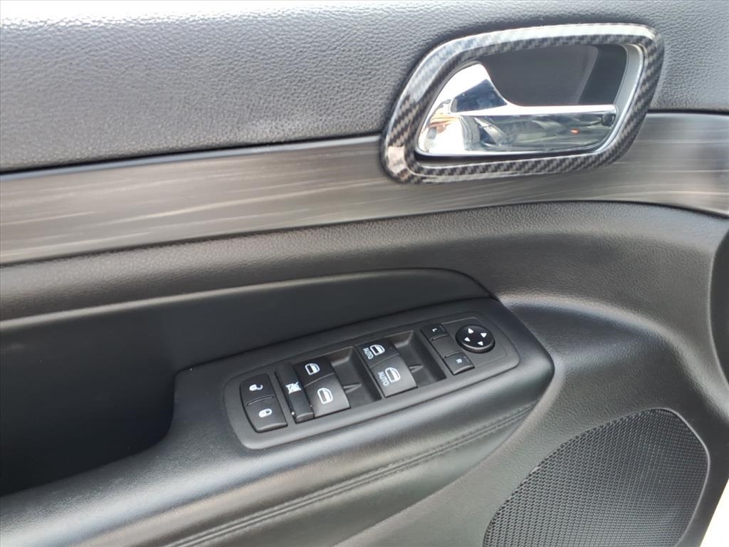 used 2021 Jeep Grand Cherokee car, priced at $24,900