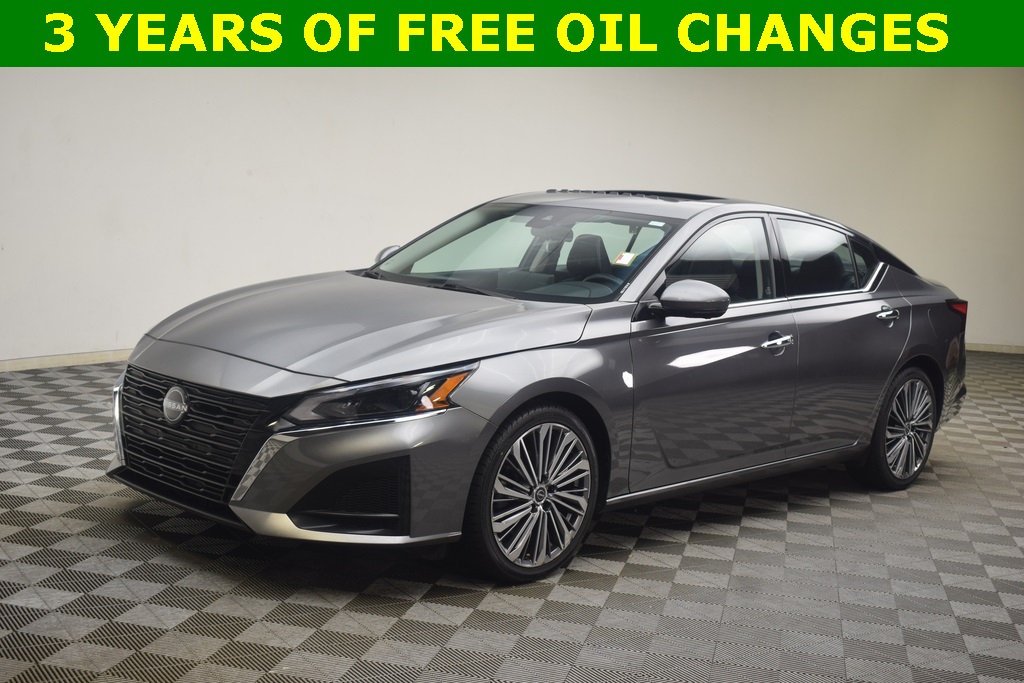 used 2023 Nissan Altima car, priced at $20,700