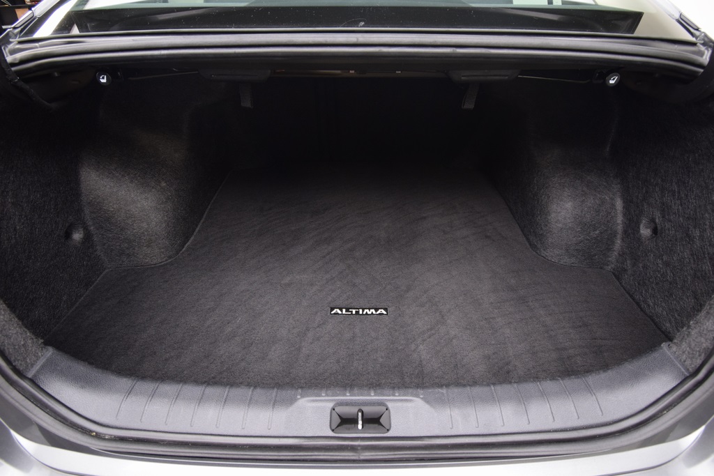 used 2023 Nissan Altima car, priced at $20,700