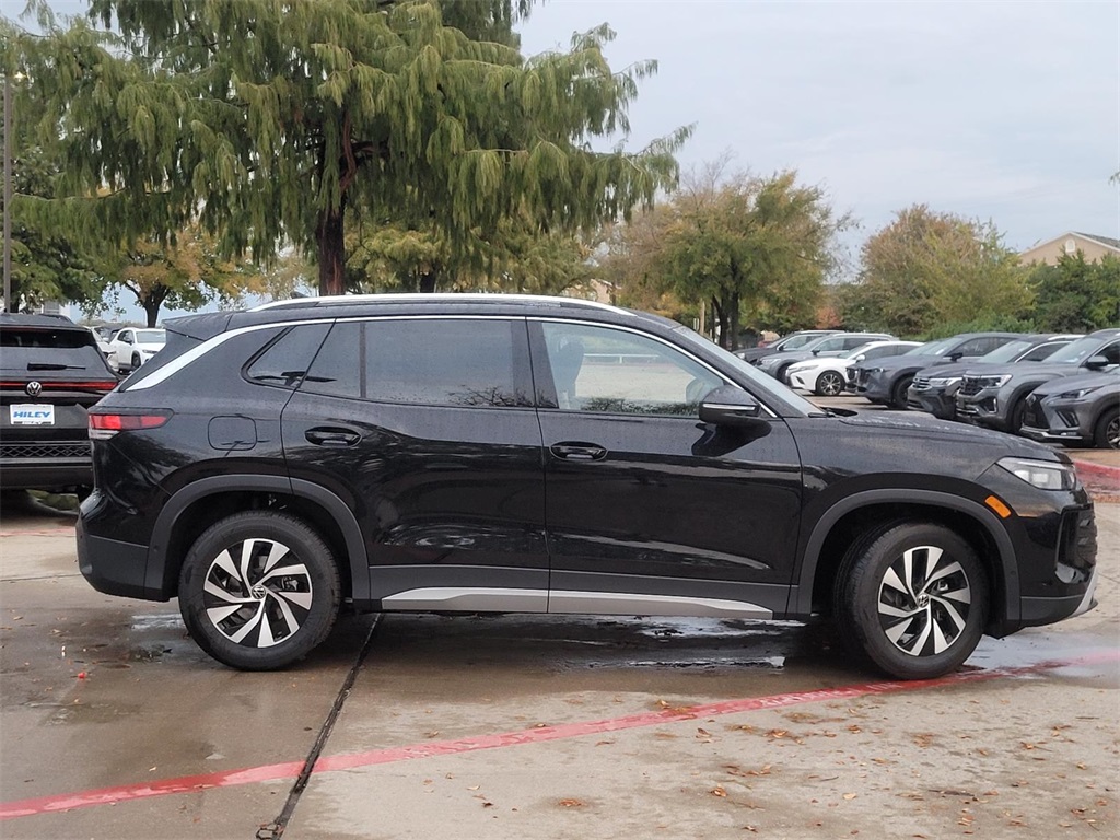 new 2026 Volkswagen Tiguan car, priced at $32,881