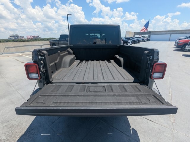 used 2021 Jeep Gladiator car, priced at $27,120