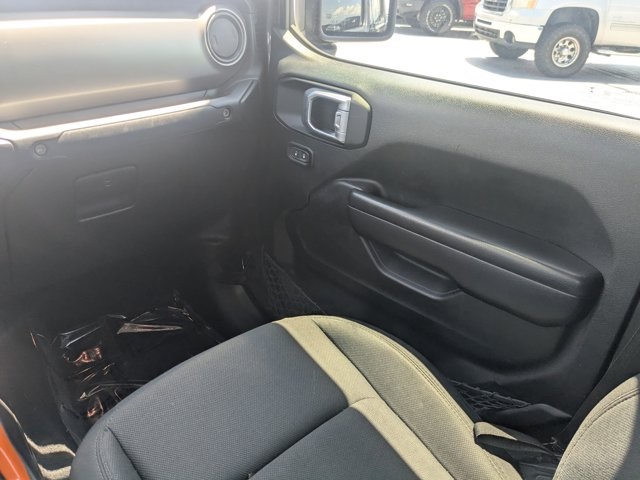 used 2021 Jeep Gladiator car, priced at $27,120