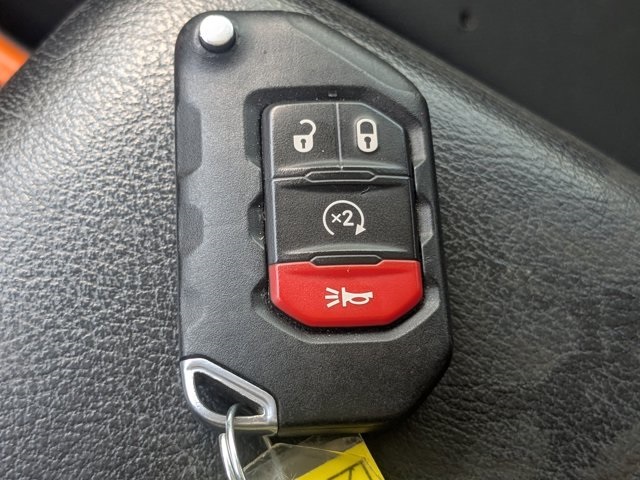 used 2021 Jeep Gladiator car, priced at $27,120