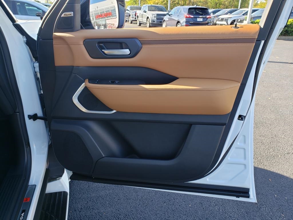 new 2026 Nissan Armada car, priced at $89,730