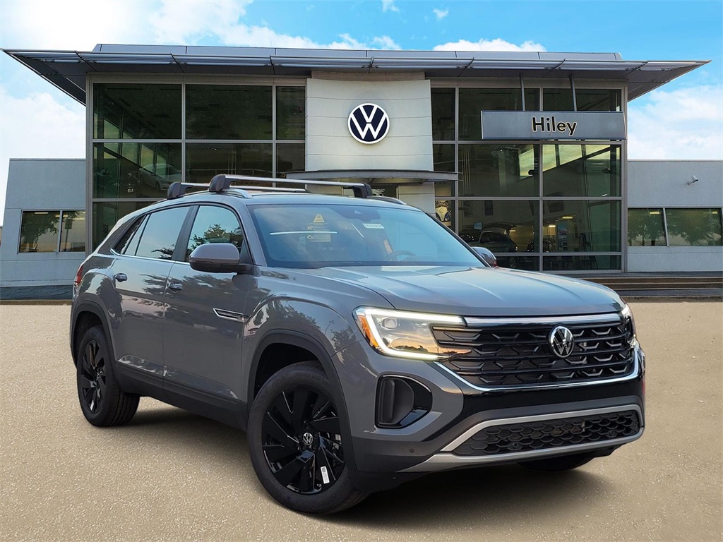 new 2026 Volkswagen Atlas Cross Sport car, priced at $47,044