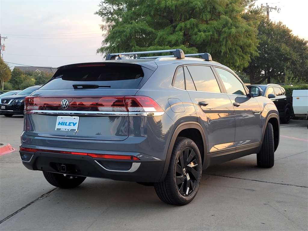 new 2026 Volkswagen Atlas Cross Sport car, priced at $47,044