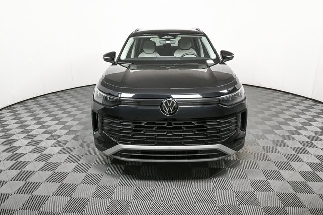 new 2025 Volkswagen Tiguan car, priced at $36,641